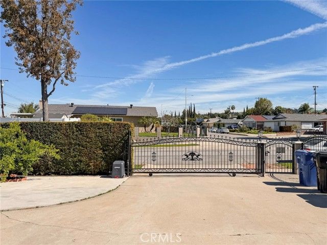 2505 Recinto Ave, Rowland Heights, CA 91748