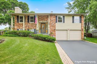 1899 W Alder Drive, Hoffman Estates, IL 60192