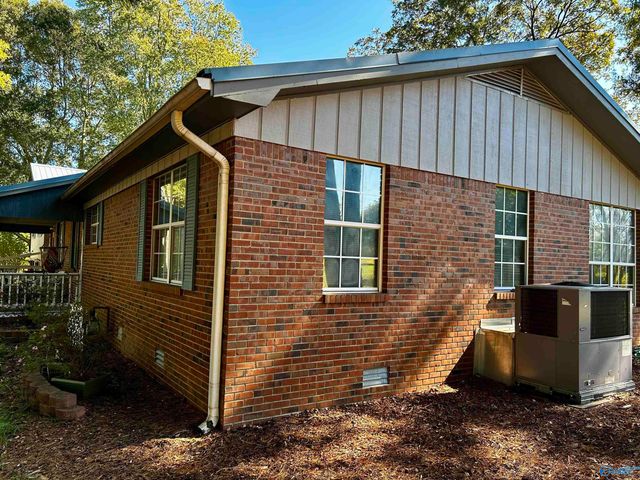 1270 Arlington Road, Arab, AL 35016