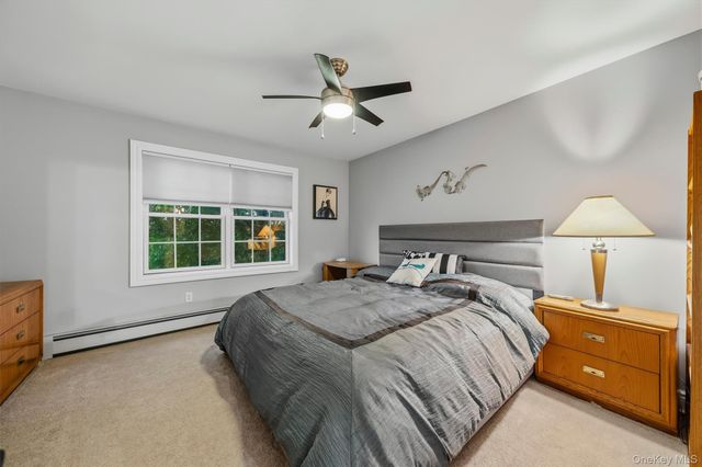 16 Canterbury Lane, Warwick, NY 10990