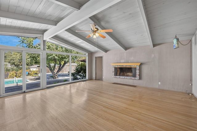 2130 Trimble Way, Sacramento, CA 95825