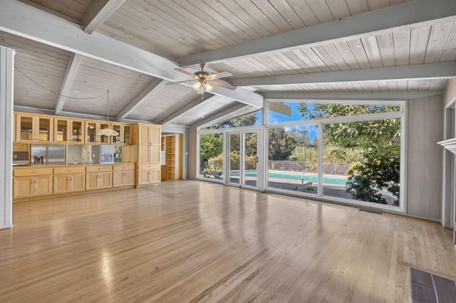 2130 Trimble Way, Sacramento, CA 95825