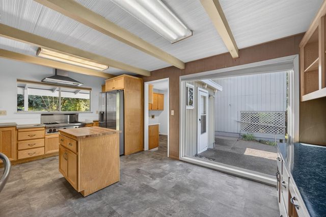 2130 Trimble Way, Sacramento, CA 95825