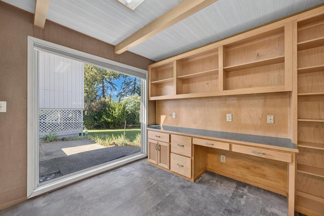 2130 Trimble Way, Sacramento, CA 95825