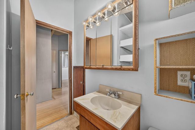 2130 Trimble Way, Sacramento, CA 95825