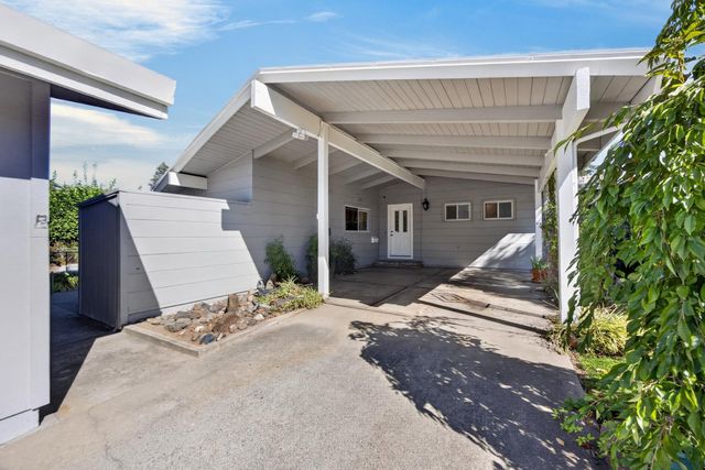 2130 Trimble Way, Sacramento, CA 95825