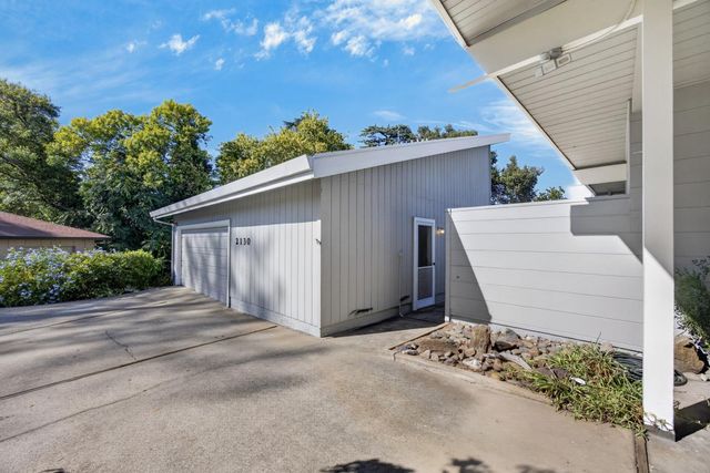 2130 Trimble Way, Sacramento, CA 95825