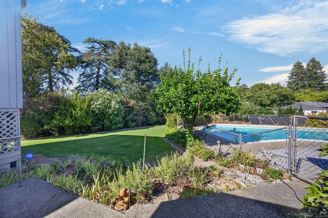2130 Trimble Way, Sacramento, CA 95825