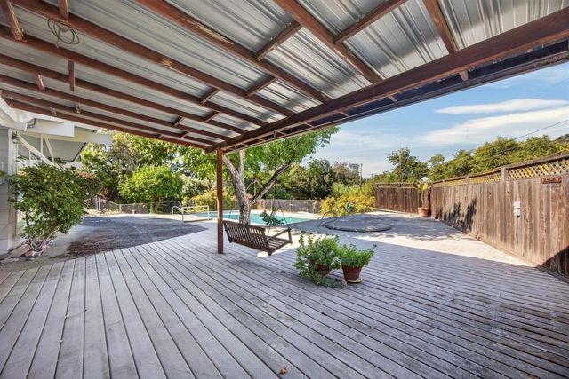 2130 Trimble Way, Sacramento, CA 95825