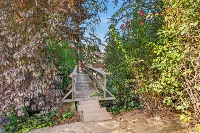 2130 Trimble Way, Sacramento, CA 95825