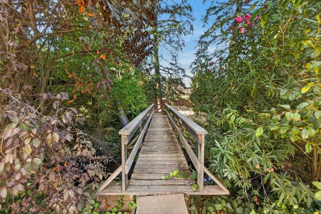 2130 Trimble Way, Sacramento, CA 95825