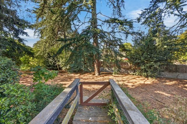 2130 Trimble Way, Sacramento, CA 95825