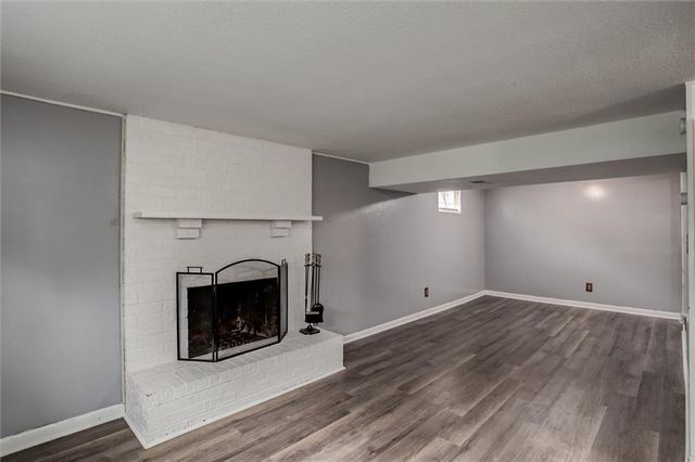 2409 NW Salem Court, Blue Springs, MO 64015
