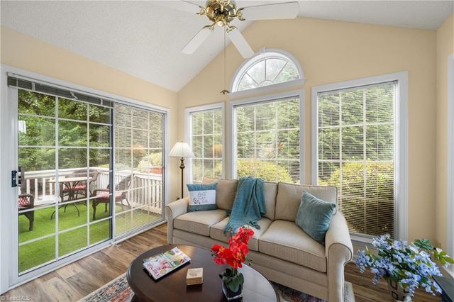 3952 Westridge Meadow Circle, Clemmons, NC 27012