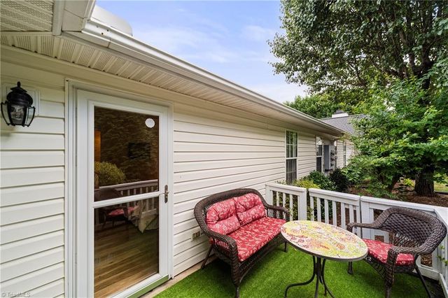 3952 Westridge Meadow Circle, Clemmons, NC 27012
