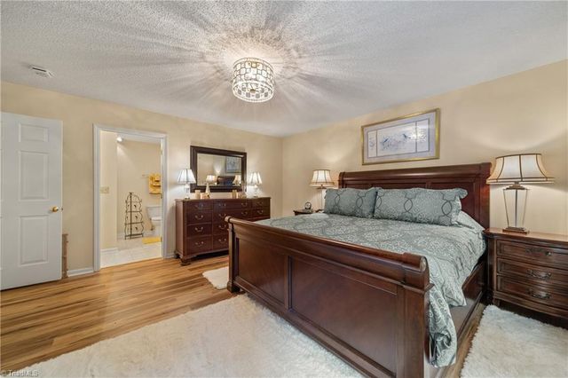 3952 Westridge Meadow Circle, Clemmons, NC 27012