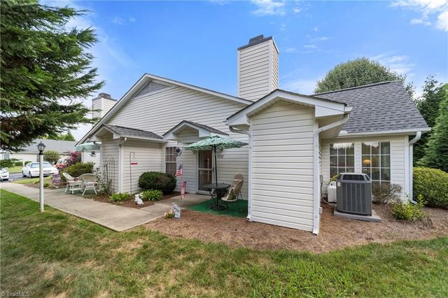 3952 Westridge Meadow Circle, Clemmons, NC 27012