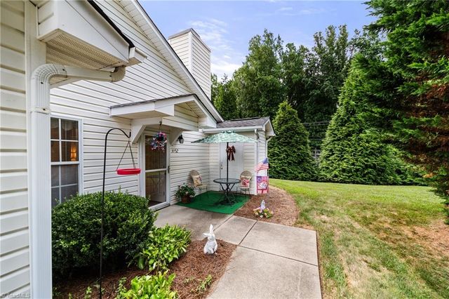 3952 Westridge Meadow Circle, Clemmons, NC 27012