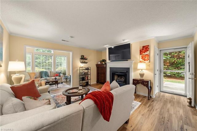 3952 Westridge Meadow Circle, Clemmons, NC 27012