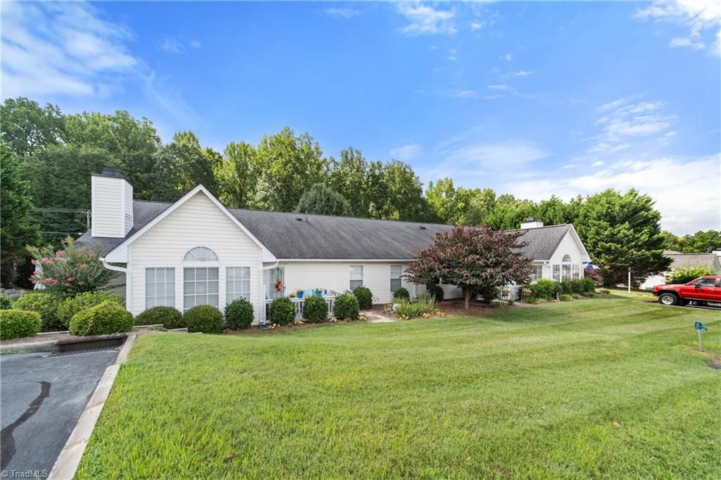 3952 Westridge Meadow Circle, Clemmons, NC 27012