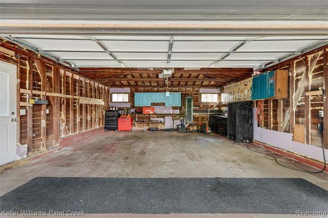 3815 Edgecrest Street, West Bloomfield, MI 48324