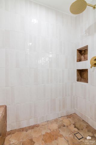 2320 Bailey Drive, Manhattan, KS 66502