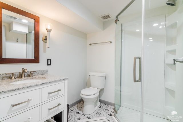 2320 Bailey Drive, Manhattan, KS 66502