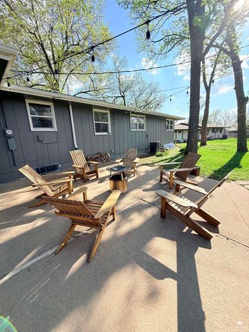 2320 Bailey Drive, Manhattan, KS 66502