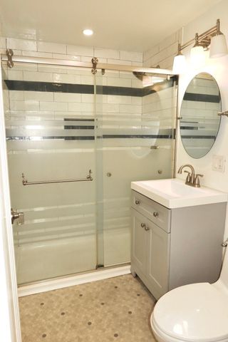 61 Russell Street, Springfield, MA 01104