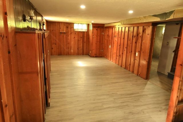 61 Russell Street, Springfield, MA 01104