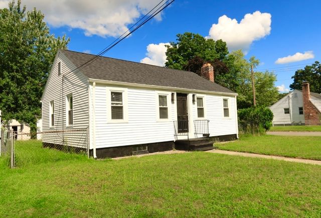 61 Russell Street, Springfield, MA 01104