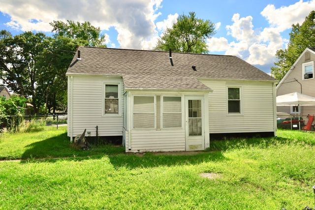 61 Russell Street, Springfield, MA 01104