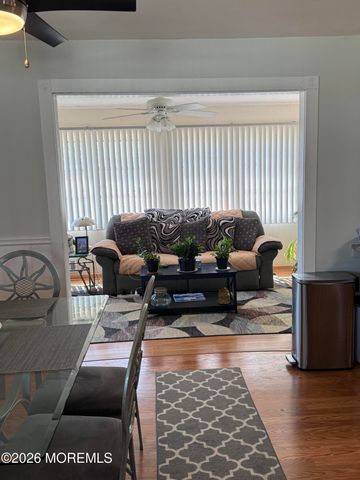 15 Curaco Avenue, Toms River, NJ 08753