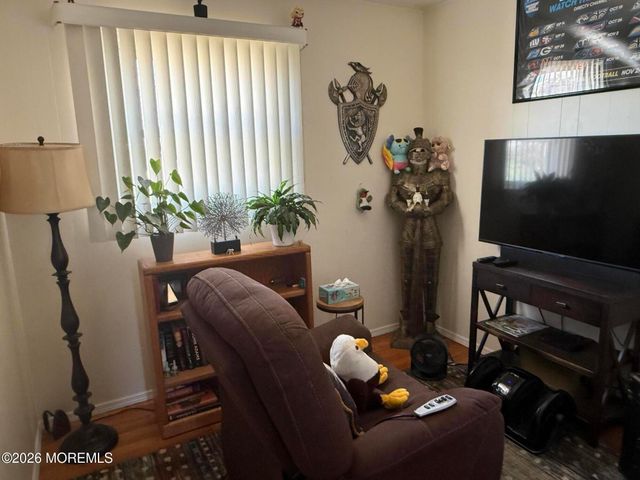 15 Curaco Avenue, Toms River, NJ 08753
