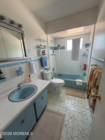 15 Curaco Avenue, Toms River, NJ 08753