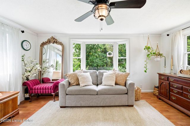 11302 Leesburg Pl, Louisville, KY 40241