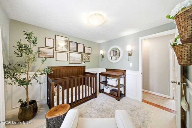 11302 Leesburg Pl, Louisville, KY 40241