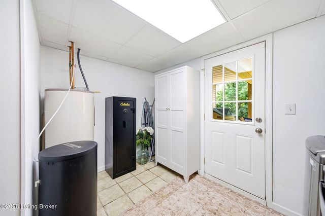 11302 Leesburg Pl, Louisville, KY 40241