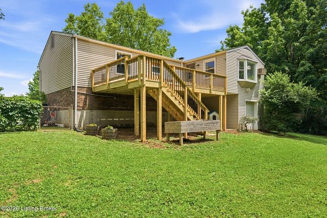 11302 Leesburg Pl, Louisville, KY 40241