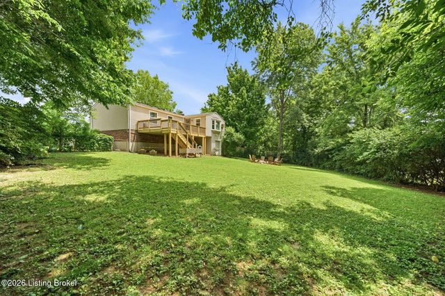 11302 Leesburg Pl, Louisville, KY 40241