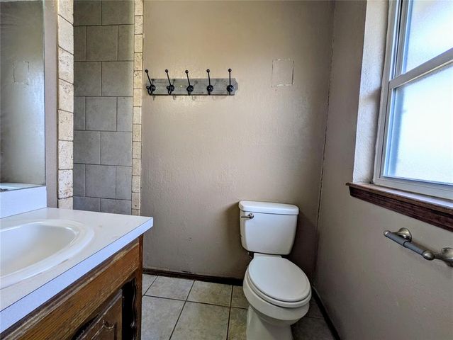 126 Pickard Drive, Mcloud, OK 74851