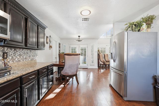 5705 NOVILLA Place, El Paso, TX 79932