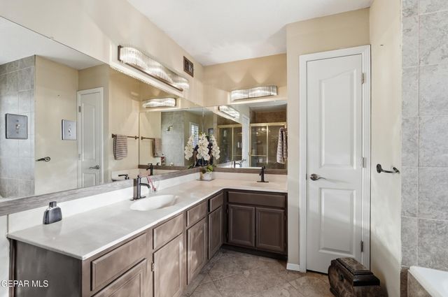 5705 NOVILLA Place, El Paso, TX 79932