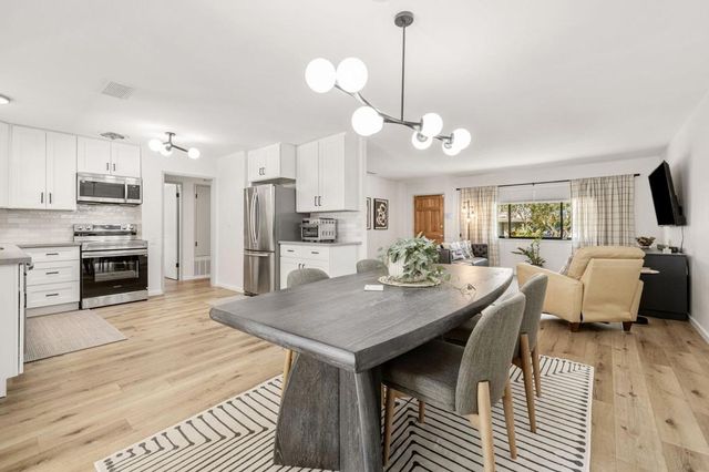 42700 Wisconsin Avenue, Palm Desert, CA 92211