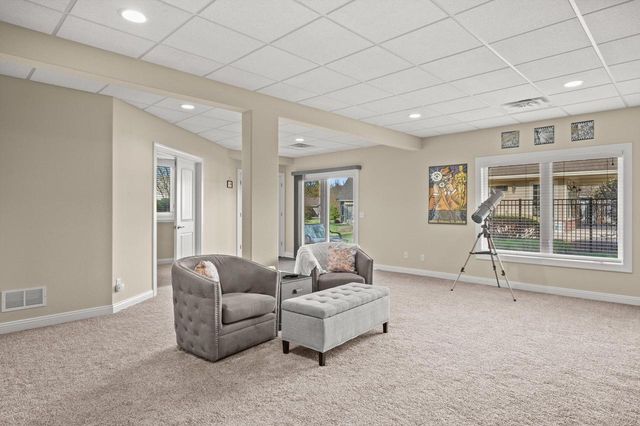 627 Tindalls Nest, Twin Lakes, WI 53181