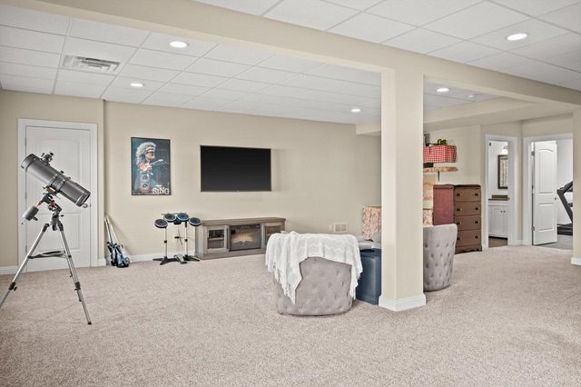 627 Tindalls Nest, Twin Lakes, WI 53181