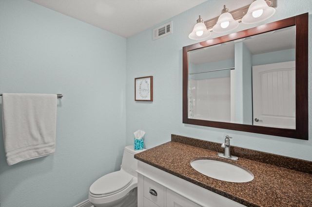 627 Tindalls Nest, Twin Lakes, WI 53181