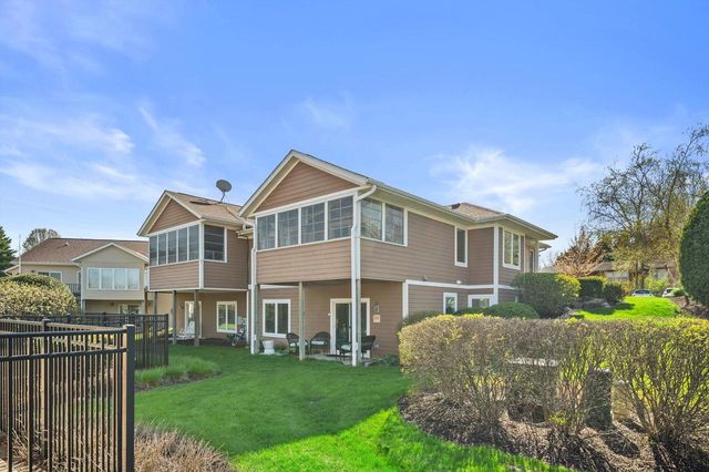 627 Tindalls Nest, Twin Lakes, WI 53181