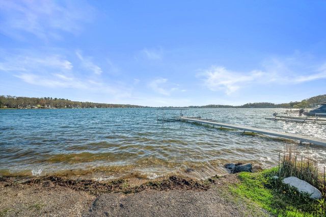 627 Tindalls Nest, Twin Lakes, WI 53181