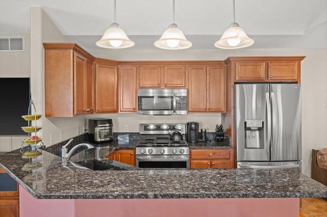 627 Tindalls Nest, Twin Lakes, WI 53181